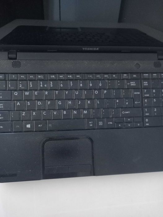 Лаптоп Тошиба за части-2 броя.