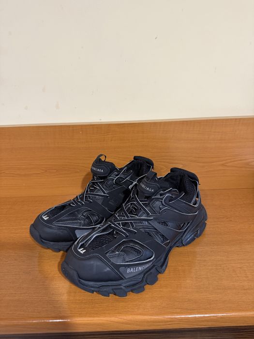 Balenciaga Track