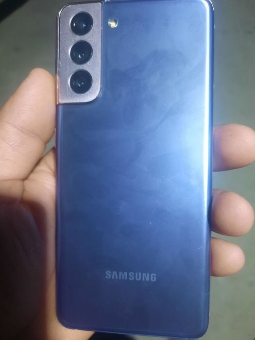 Samsung S21 5g vetnam 2 sim karopka dakumenti bor ekrani toza