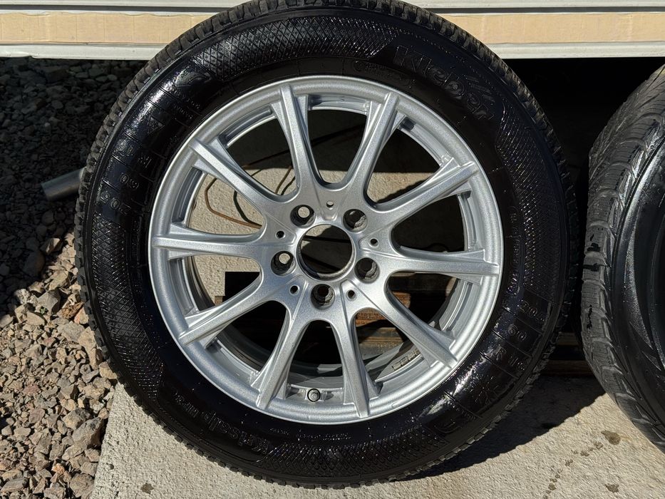 ОРИГИНАЛНИ джанти 16” Mercedes със ЗИМНИ гуми 205/60/16