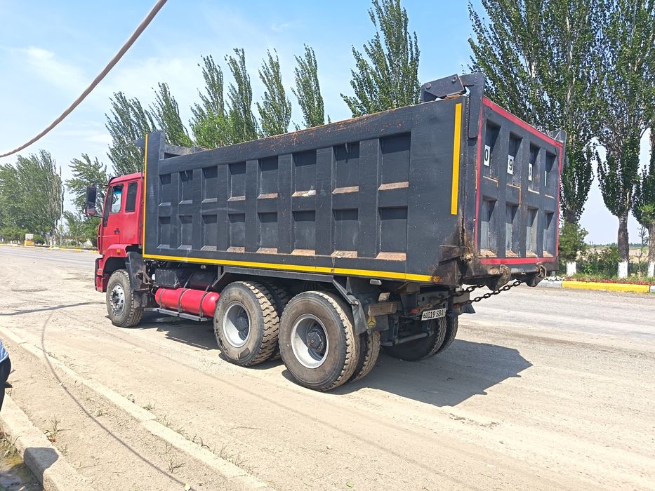 HOWO sinatruck 2010