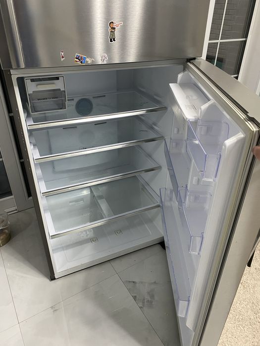 продам холодильник Samsung RT62K7110SL