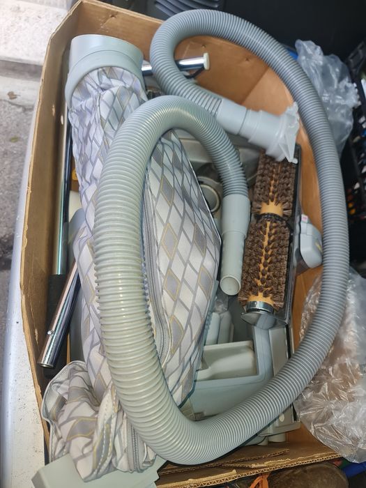 KIRBY ULTIMATE aspirator profesional in perfecta stare