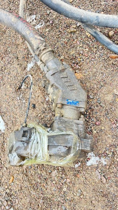 Гидравлический насос на Вольво  .