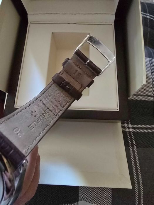 Мъжки швейцарски часовник Eterna Artena