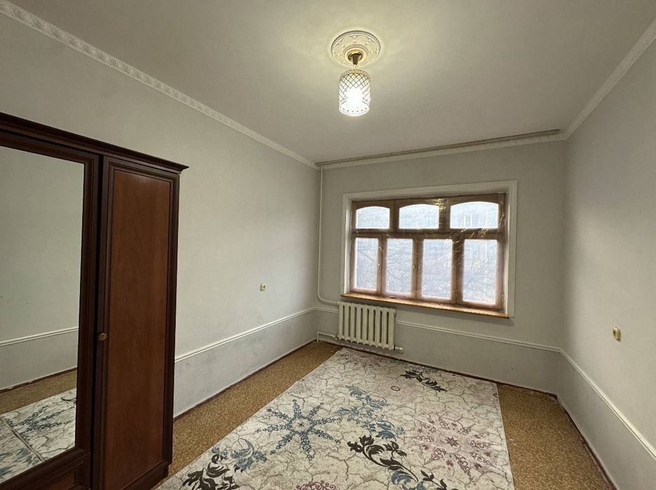 Аренда  2 х комнатная квартира Юнусабад 5