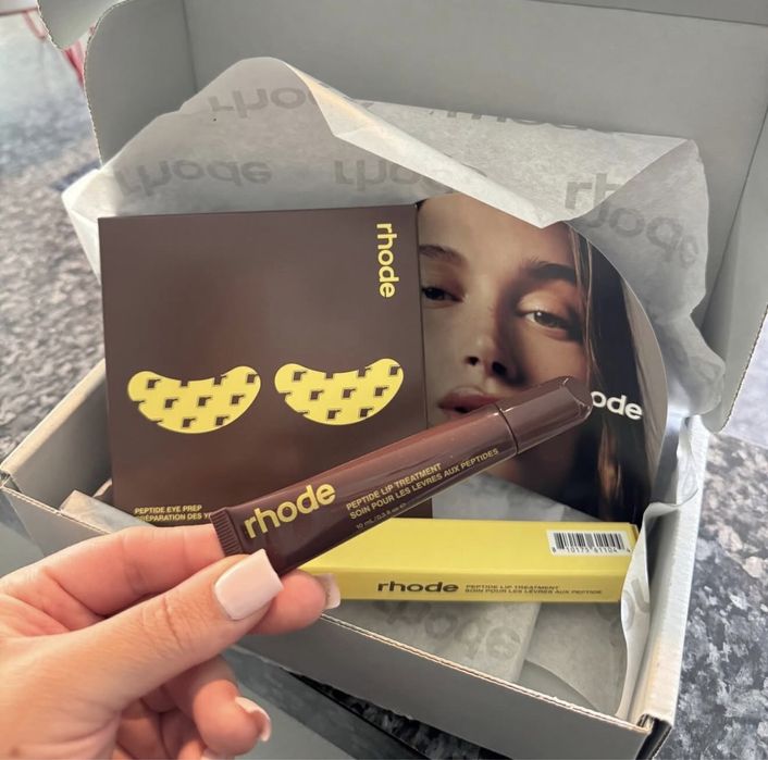 rhode x Justin Bieber / The Biebers Caramelized Banana Lip Gloss гланц, Eye Patches пачове, Spotwear за пъпки, оригинален лимитиран сет или поотделно