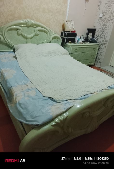 Спальный гарнитур