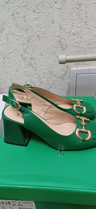 Обувь женская. Обувь.