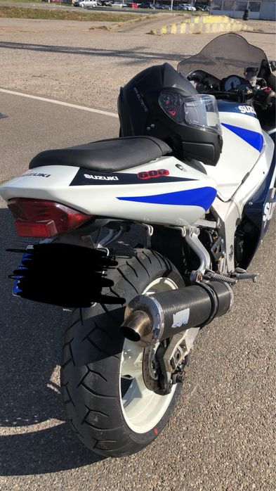 Motocicleta GSXR600 (2002 injectie)