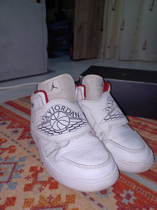 Adidasi air jordan