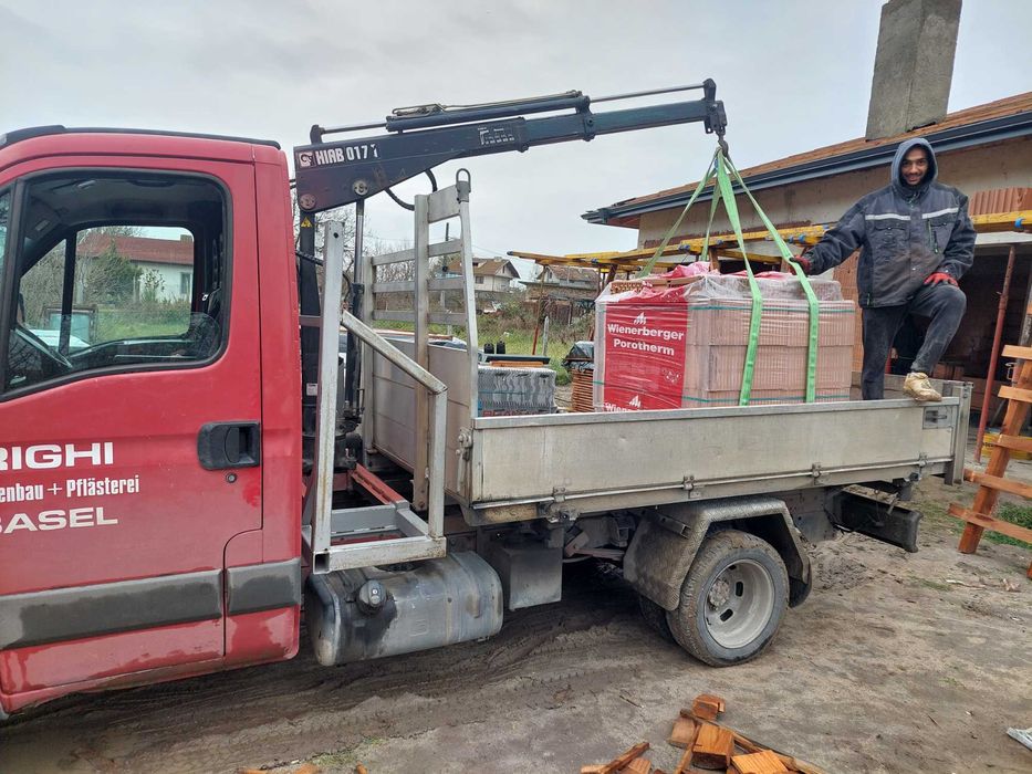 Камион с кран , Транспортни услуги - самосвал с кран