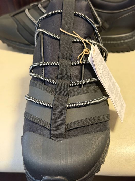 ADIDAS X MOON BOOT Ultraboost  44