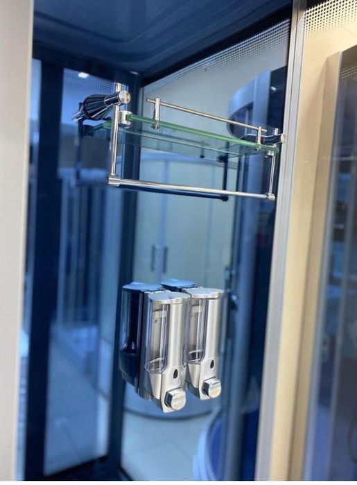 Душевые кабины..