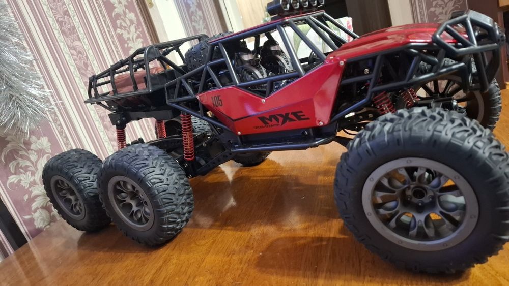 Детский  6-колёсный вездеход. Джип . Игрушка.