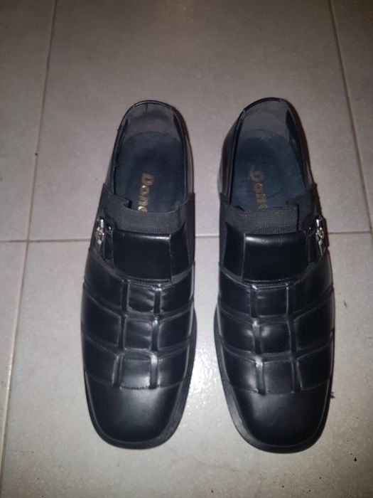 Мъжки обувки номер 42