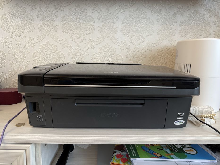 Продам принтер цветной Epson Stylus SX420W