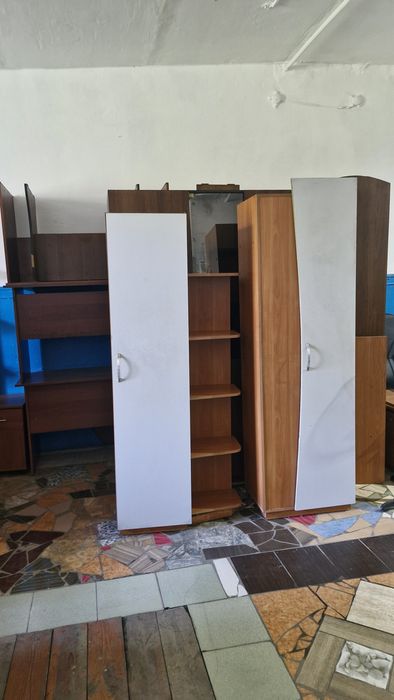 Продам мебель офисную