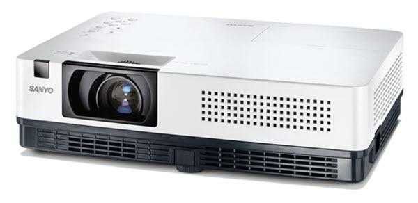 Video Proiector SANYO XGA HD+ Telecomanda