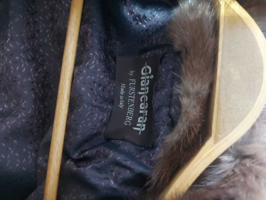 Продам шубу красивая теплая