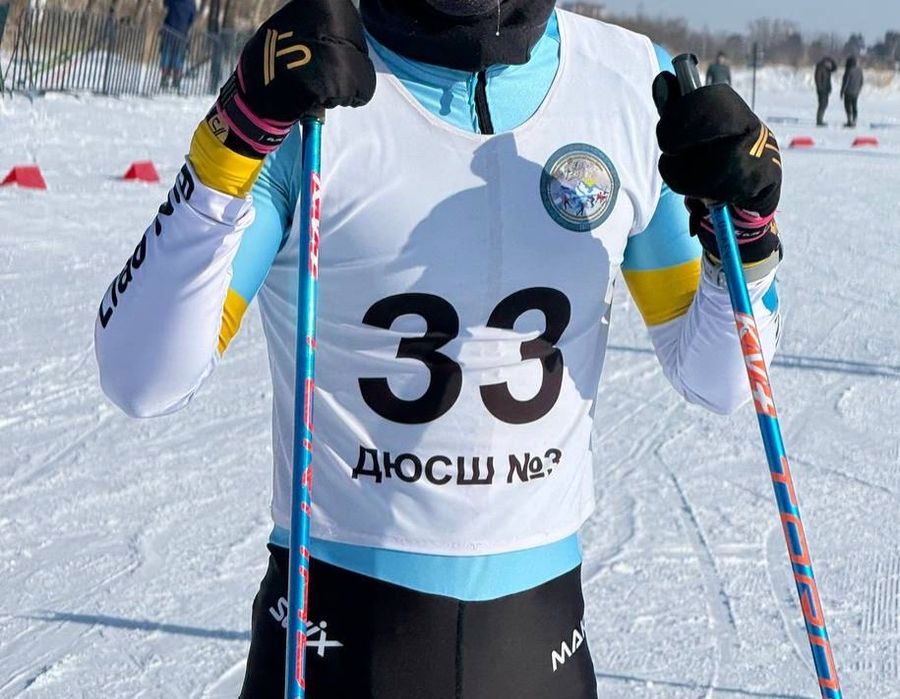 продается лыжный комбинезон для гонок