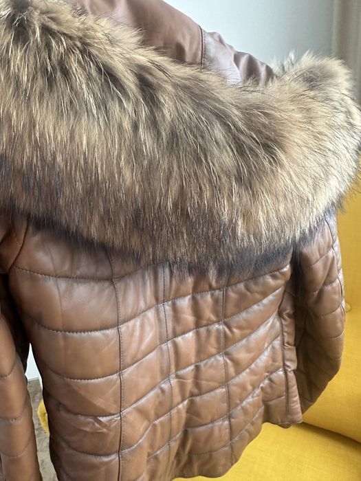 Кожено яке с естествен косъм