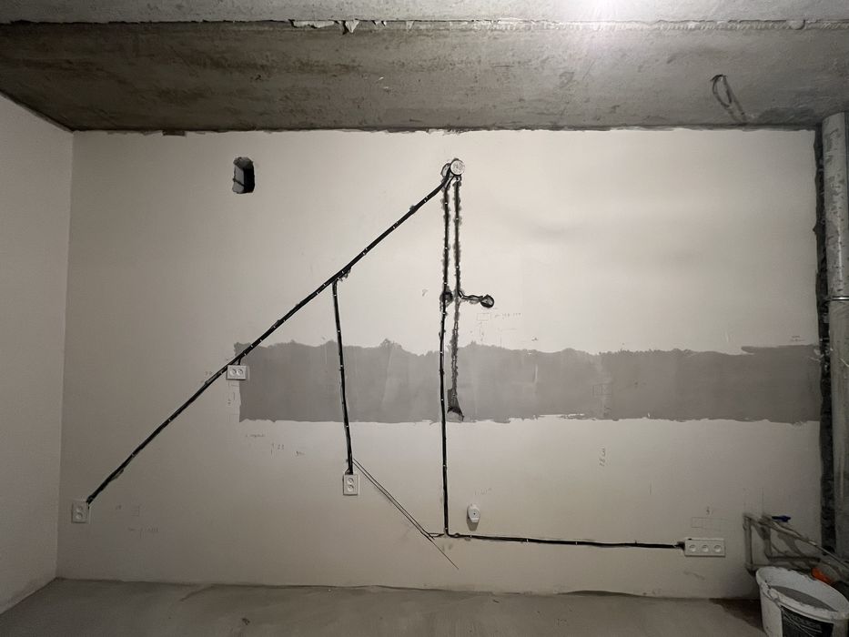 Услуги электрика с выездом 24/7