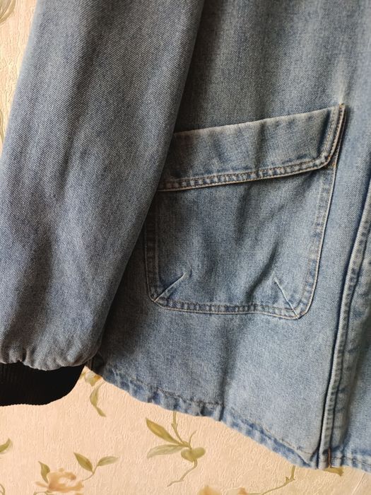 Продаю парку одевалась пару раз.