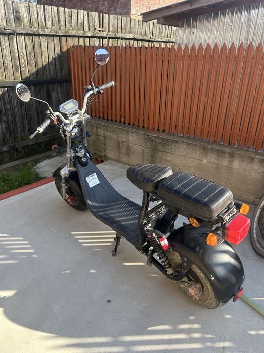 Vand scuter electric