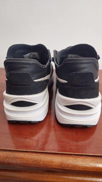 Adidași Nike  waffle one leather