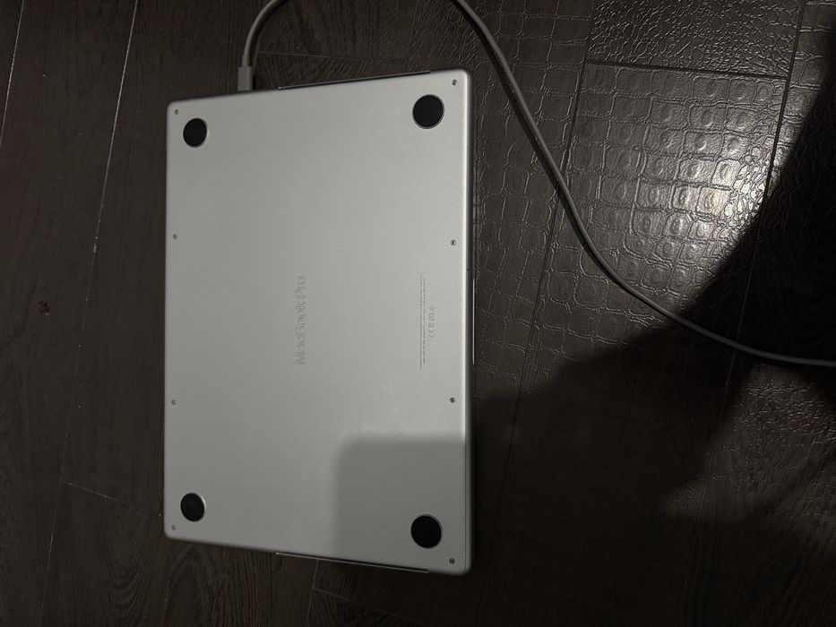 Macbook pro 14 m1 pro 2021