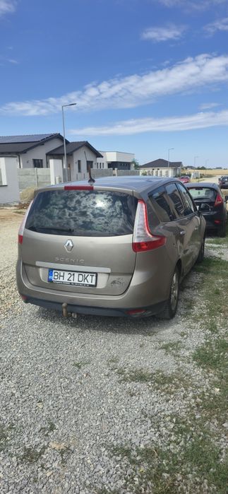RENAULT Grand Scenic 2011 — imagine 2