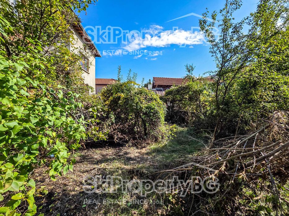 Къща с 4 спални в село Доспей, близо до Боровец!