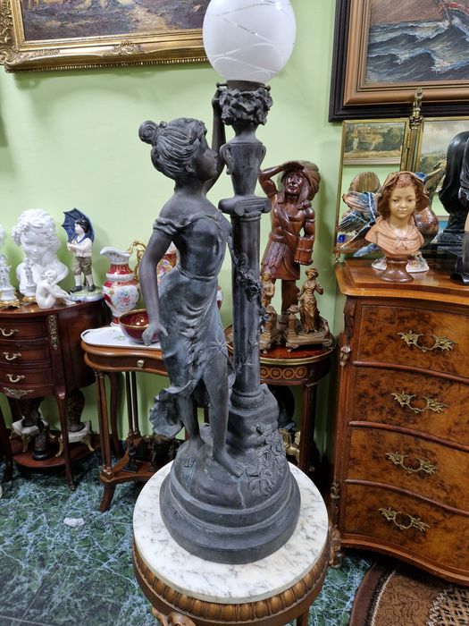 Голяма уникална антикварна френска бронзова лампа