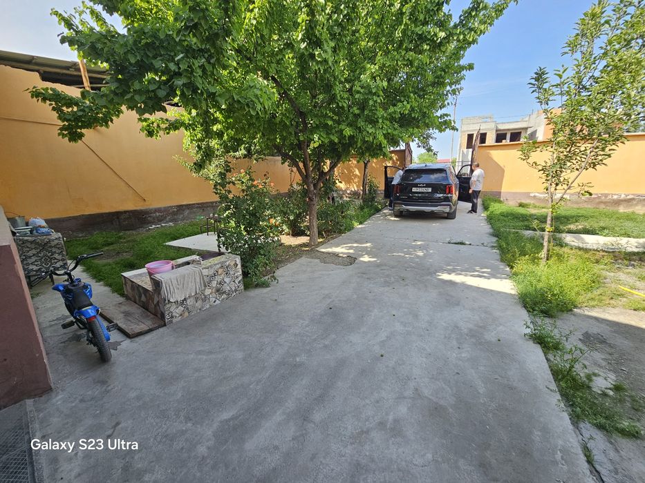 4 xonalik xovli uy sotiladi