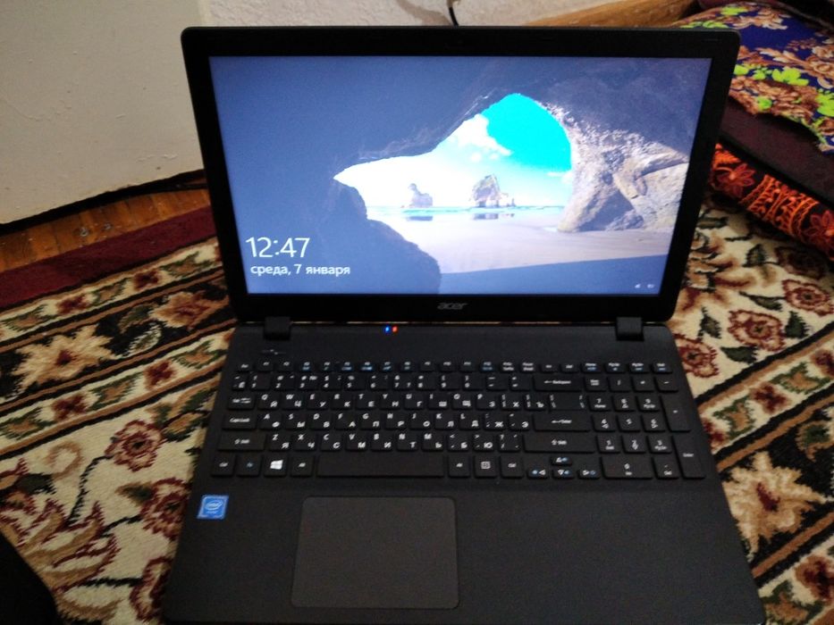 Noutbuk Acer xolati ajoyib ozgina ishlatganmiz pul zarur