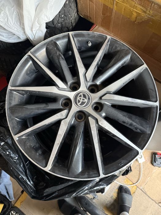 Toyota camry R18 диск баллон