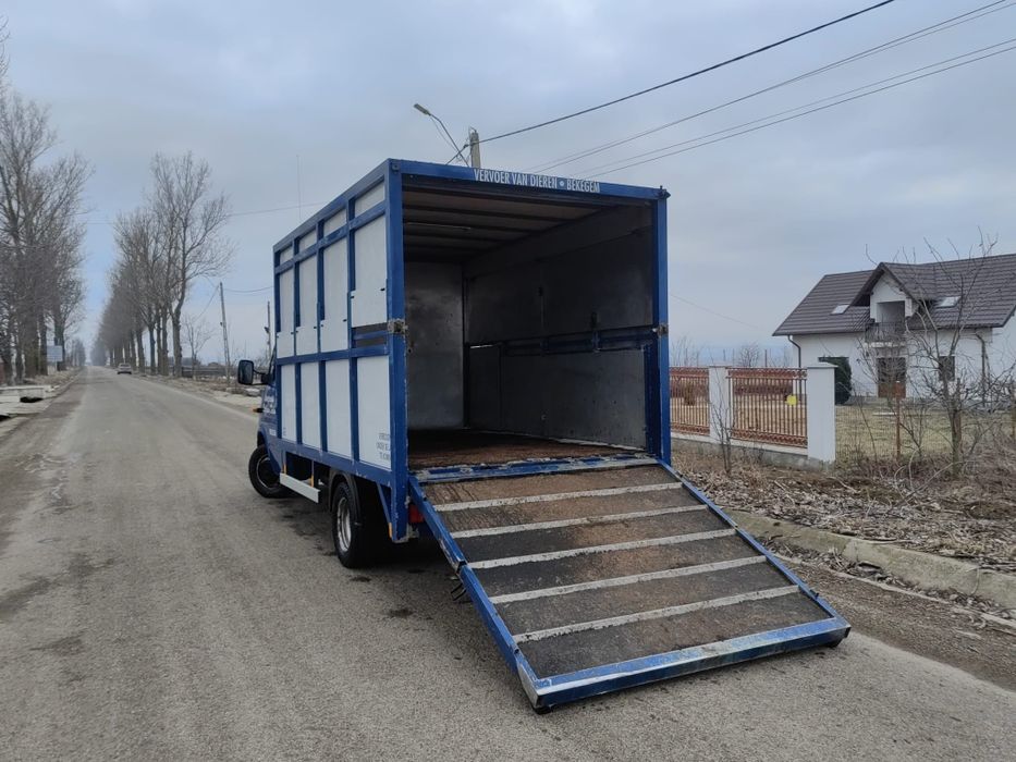Vând Mercedes Sprinter Transport Animale