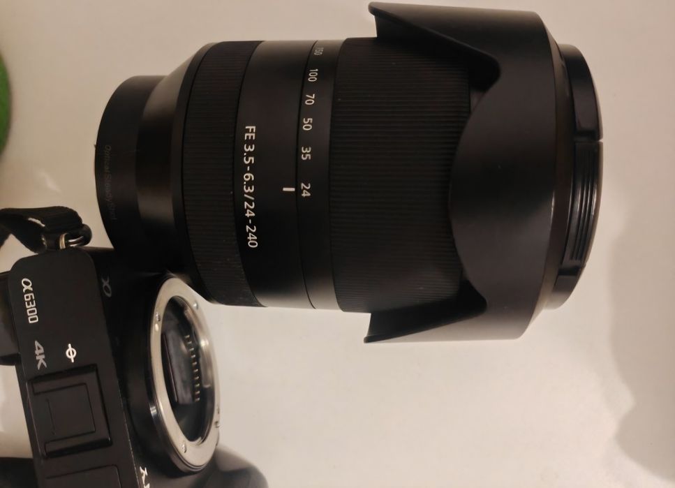 Sony Alpha 6300 /Obiectiv FE 3.5-6.3/24-240 OSS