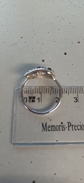 Inel  ,Argint cu pietre naturale,Rubin,Topaz cu certificat .