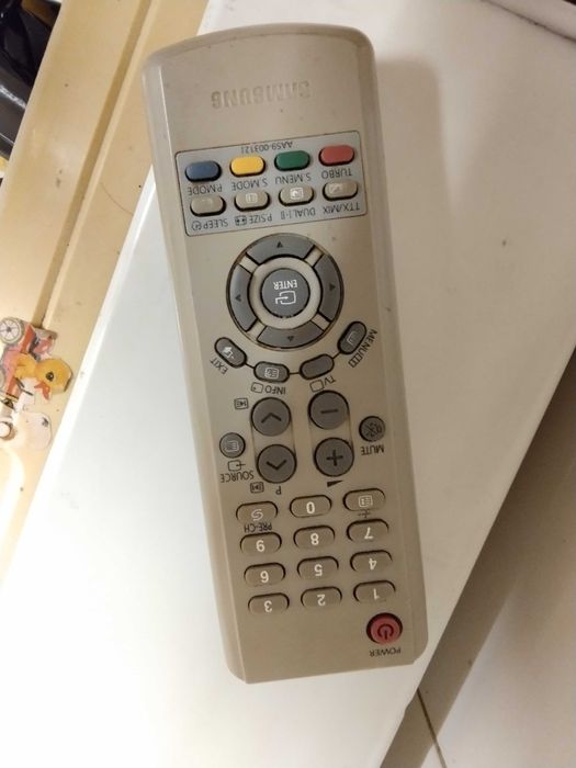 Телевизор samsung