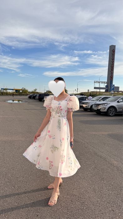 Воздушное белое платье