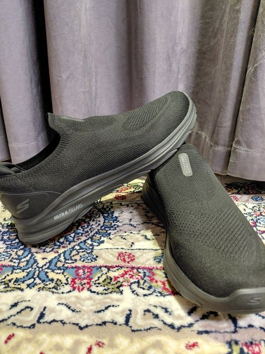 Оригинальные кроссовки Skechers