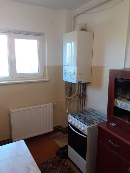 Apartament 2 camere central - Corabia, jud Olt