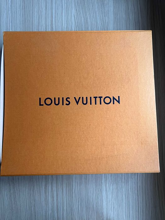 Louis Vuitton чанта 100% оригинал