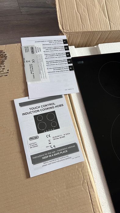 Plită inducție DeLonghi 60 cm