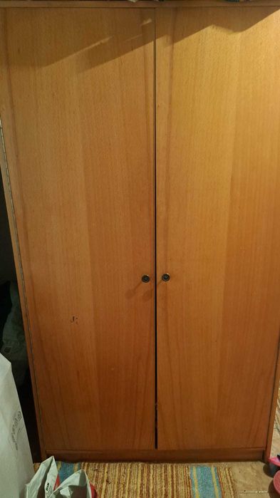 Pat cu dulap pentru copii și saltea, birou,dulap