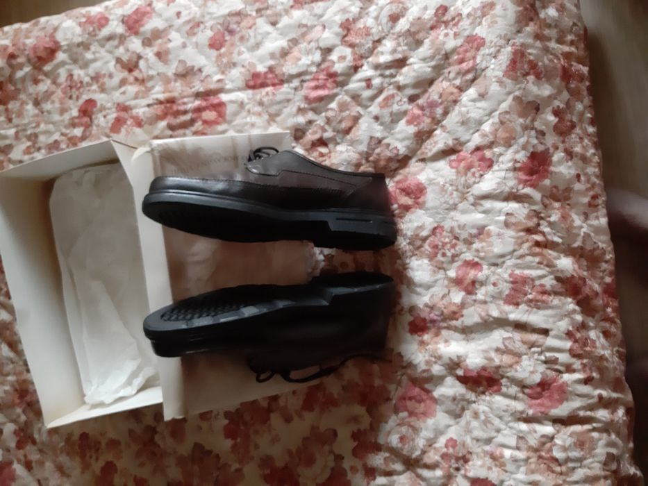 Внимание большой Размер!Продам новые туфли  . Португальские.