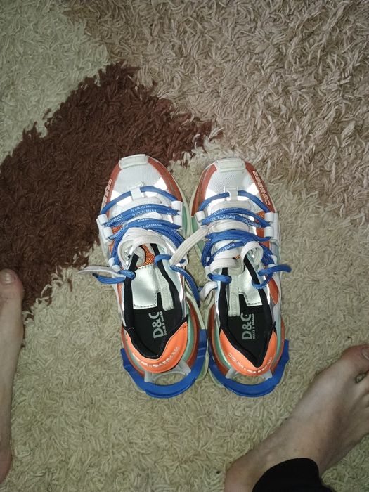 Vând urgent o pereche dolce cabana 41 merimea