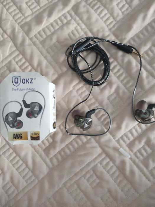 Наушники внутриканальные